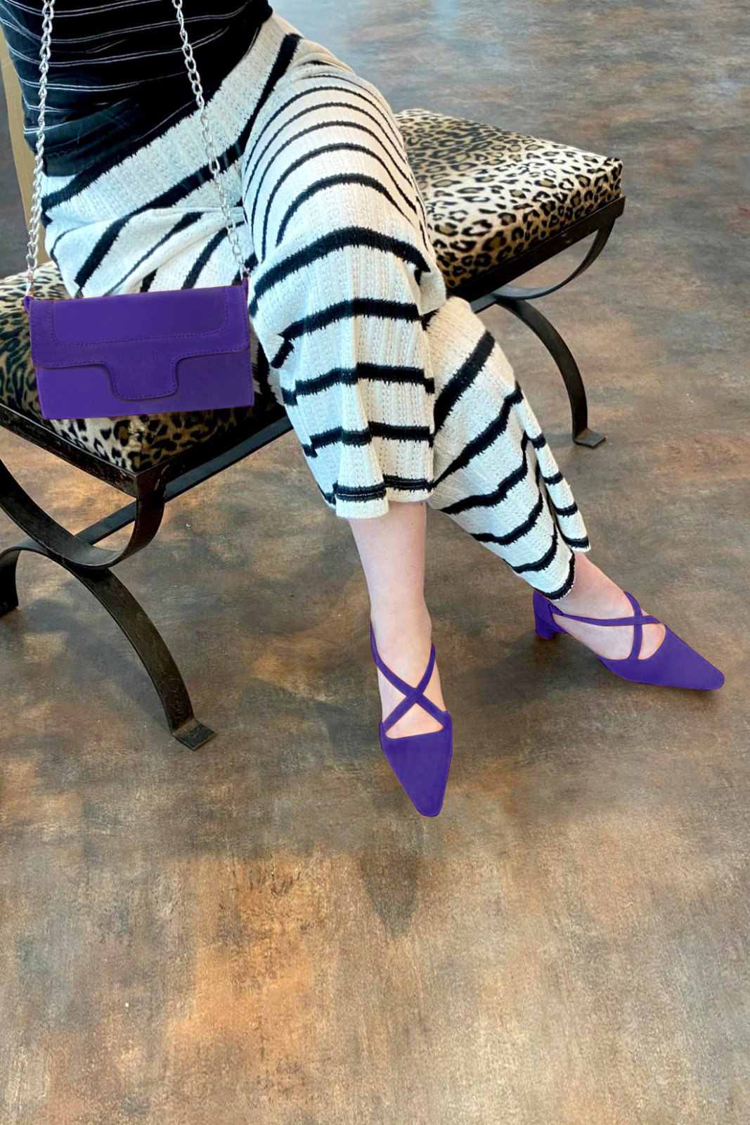 Violet purple women's open side shoes, with crossed straps. Tapered toe. Low kitten heels. Worn view - Florence KOOIJMAN